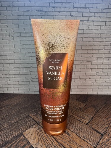 Bath body works ultimate - &,