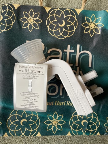 Bath body works - works, wallflower